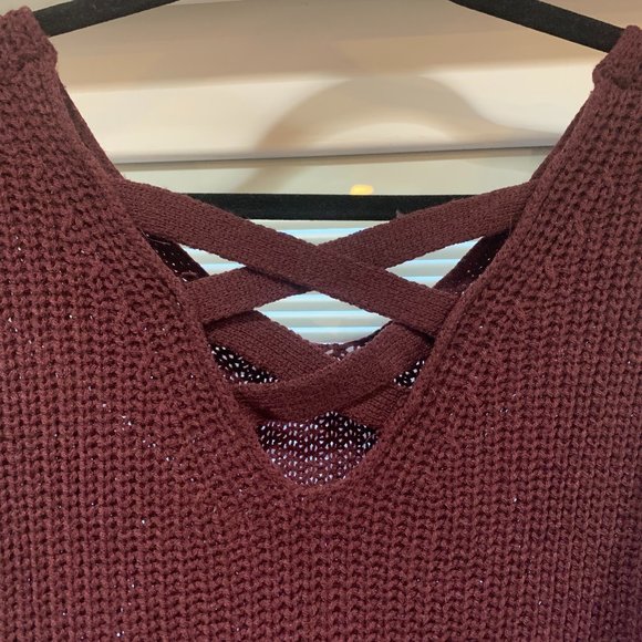 EUC Women's Charlotte Russe Sweater/Drop Shoulder Size Small Burgundy - Picture 3 of 13